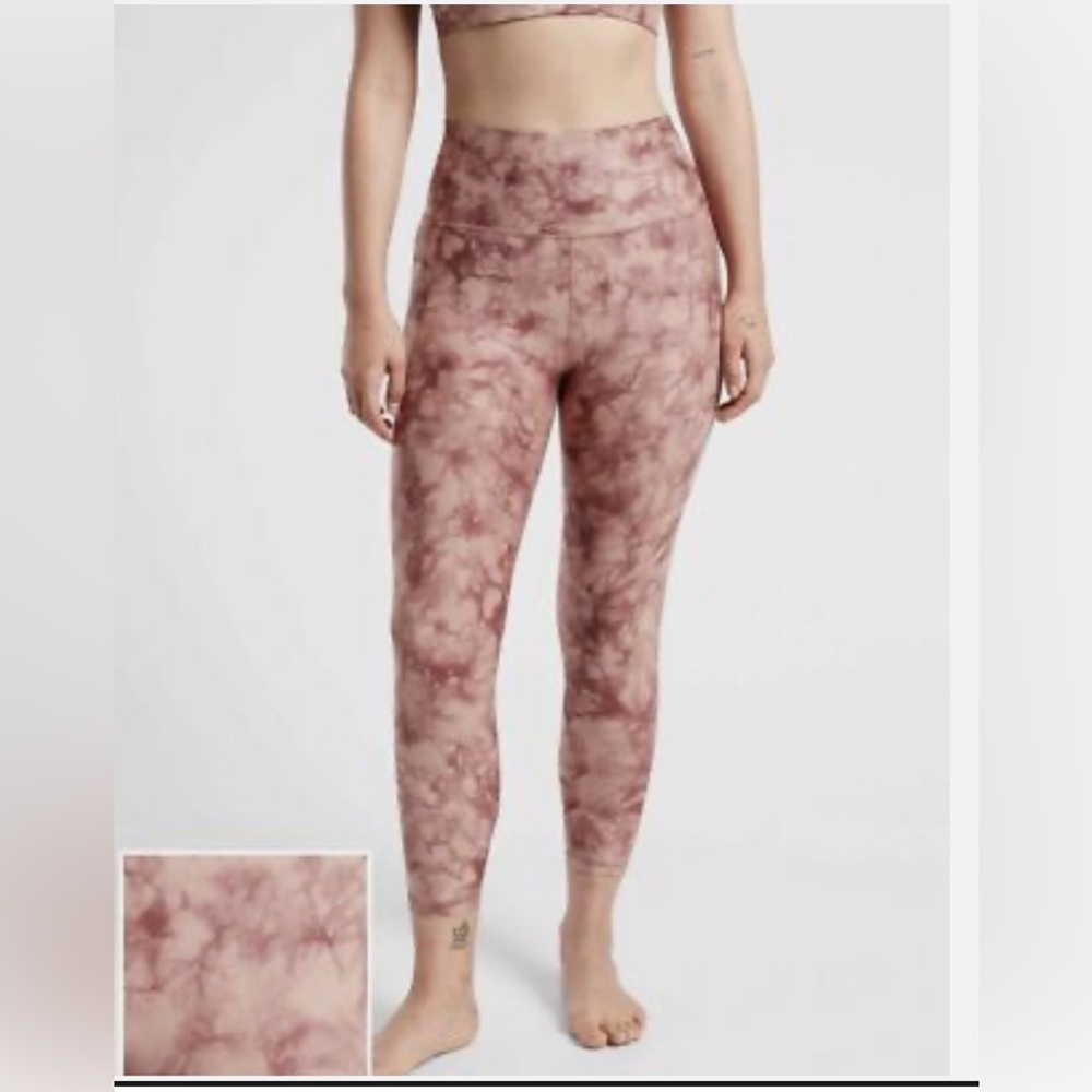 Athleta Salutation Stash Pocket II Printed 7/8 Tight Riptide Palermo